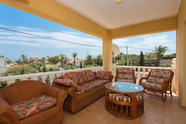 Villa 5 habitaciones 440m² en venta - Lomas de Cabo Roig — 28