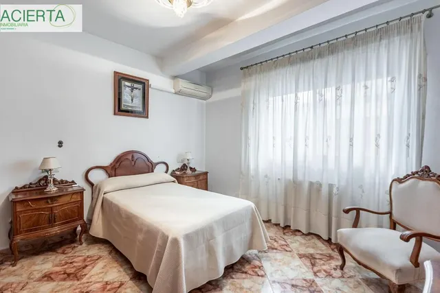 Piso señorial de 182 m2 en Avenida Madrid: amplitud, luz y posibilidades infinitas con garaje opcional. — 31