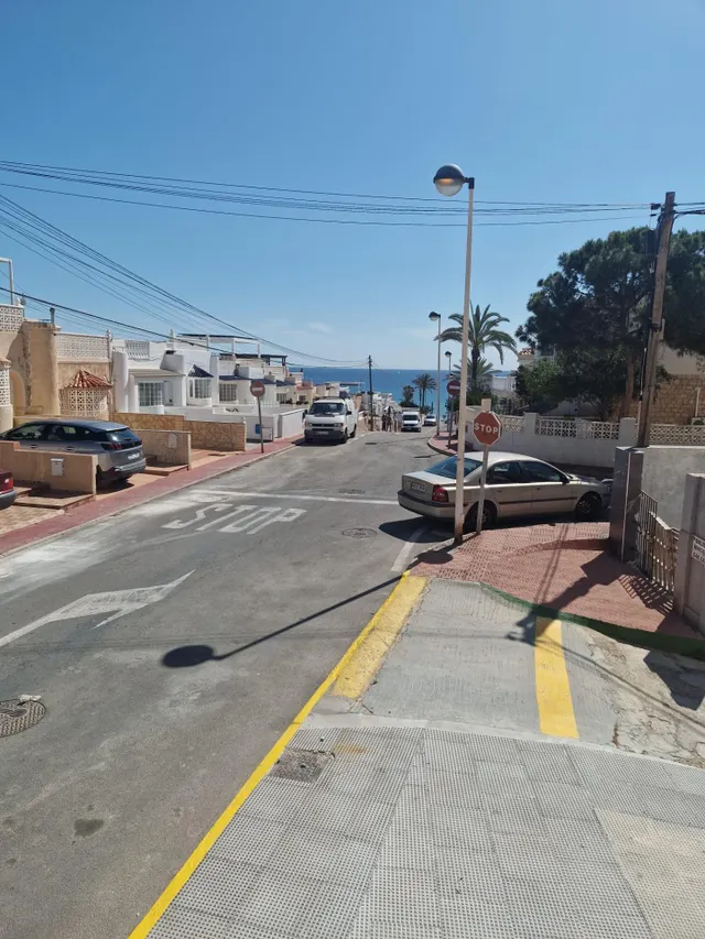 Alquiler en temporada baja. Playa de La Mata — 13