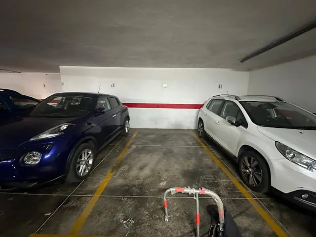 PISO EN VECINDARIO — 25