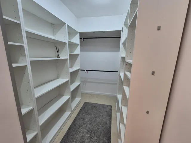AMPLIA VIVIENDA CON TERRAZA PRIVADA, PLAZA DE GARAJE Y TRASTERO EN EL GARBANZAL, LA UNIÓN. — 28
