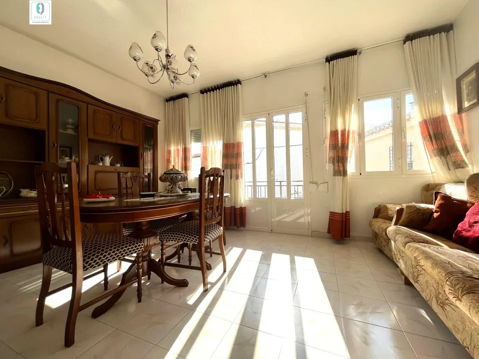 PRECIOSA VIVIENDA EN UNA SOLA PLANTA EN BENAMAUREL