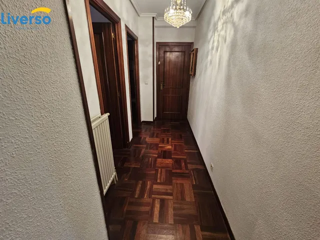 OPORTUNIDAD DE VENTA EN LA ZONA SUR, PISO GRAN TAMAÑO CON GARAJE Y TRASTERO , EXTERIOR!!! — 8