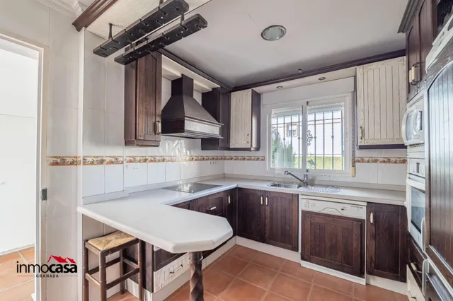 Vivienda unifamiliar  en urbanizacion "Cortijo de la Loma" amueblada y lista para entrar a vivir — 9