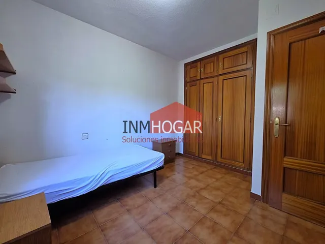Exclusivo Chalet en Hervencias, Ávila - Un Oasis de Espacio y Tranquilidad — 46