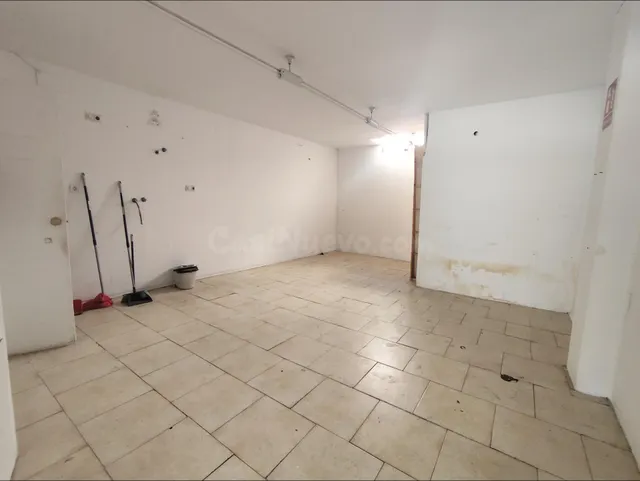 Local comercial en alquiler en Maracena - metro en la puerta - 70 m2 — 7