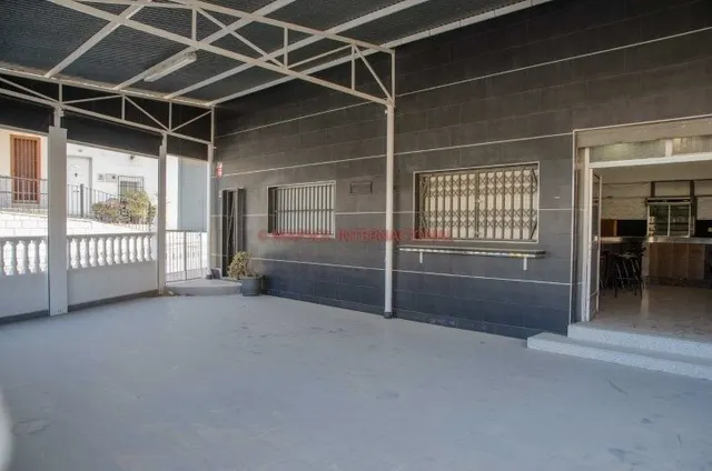 LOCAL COMERCIAL RESTAURANTE EN ARNEVA — 7