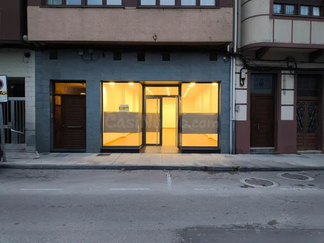 Bajo de 112 metros en c/Poniente, Carballo - foto 2
