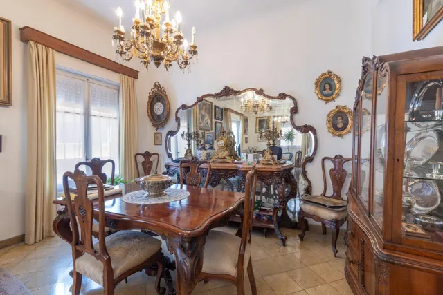 EXCLUSIVA VIVIENDA SEÑORIAL EN ANGEL GANIVET, EN PLENO CORAZON DE GRANADA — 9