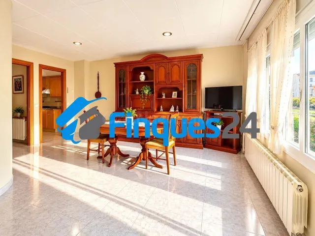 CHALET PAREADO EN VENTA EN SALLENT | 329.000 € - foto 4