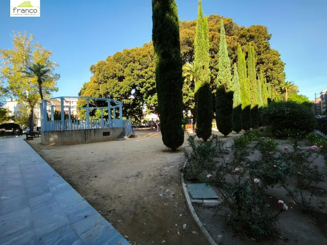 Local en alquiler y venta junto jardín Floridablanca — 2