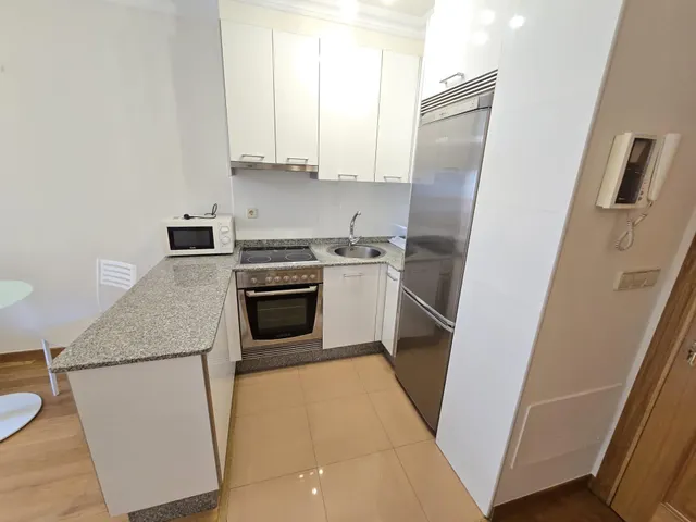 VIVIENDA IMPECABLE CON GARAJE Y BODEGA — 7