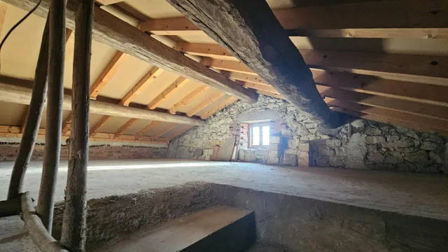 Un lienzo en blanco con 1.000 m2 de parcela y todo por imaginar — 28