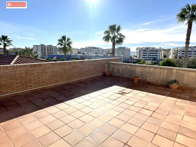 ¡CHALET ESQUINERO CON PISCINA PRIVADA Y VISTAS AL MAR EN EL MAS MEL! — 29