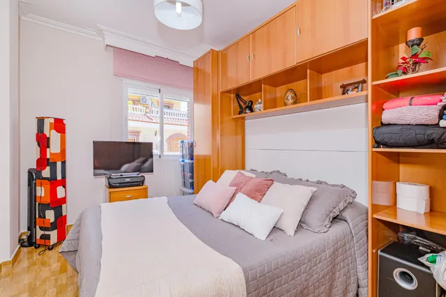 ÁTICO DUPLEX CON NEGOCIO EN PLENO RENDIMIENTO — 21