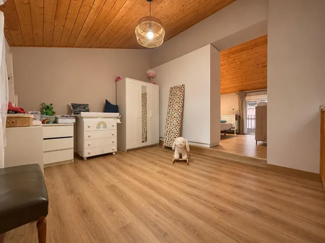 100 m2 de patio. Y sí, la casa también está a la altura — 18