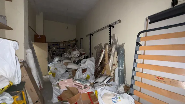 ¡Construye tu nuevo hogar o inversión en este amplio local en venta! — 10