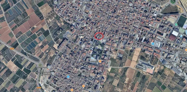 Solar urbano de 157m2 en el centro de la Pobla de Vallbona - foto 3