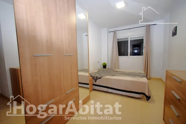 ¡UBICACIÓN IDEAL! AMPLIO, BONITO Y EXTERIOR CON GARAJE Y BALCÓN — 40