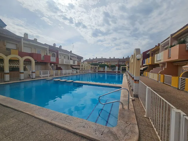 DÚPLEX CON 3 DORMITORIOS, GARAJE Y PATIOS A 700 METROS DE LA PLAYA – SANTIAGO DE LA RIBERA — 27