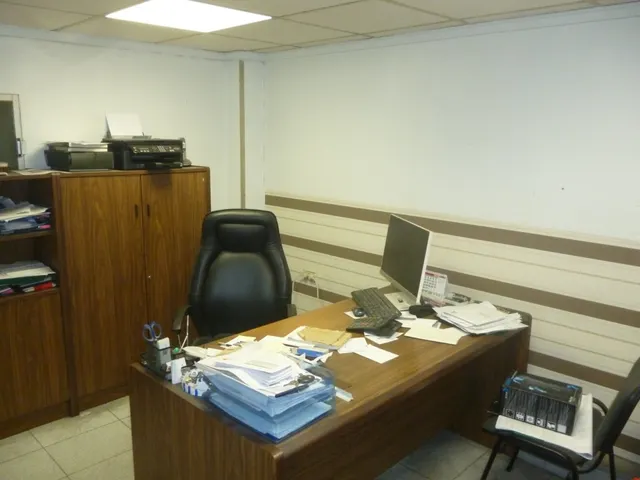 Bajo comercial en Avda. Diputación - Ontinyent