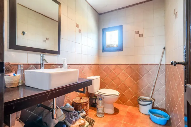 Casa con parcela en perfecto estado — 32