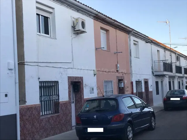 Casa 47m² en venta - Extremadura - foto 2