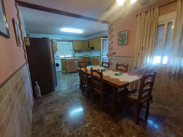 SE VENDE CHALET ZONA LA HOYA — 11