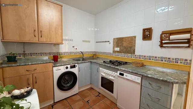 Piso en venta en el centro de Fuengirola - 3 Dormitorios — 5