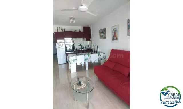 Apartamento agradable junto al lago San Maurici, con bonitas