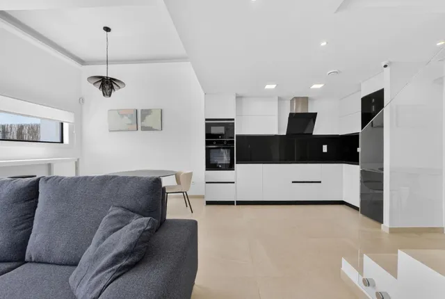 Villa 3 habitaciones 178m² en venta - Urbanizaciones — 10