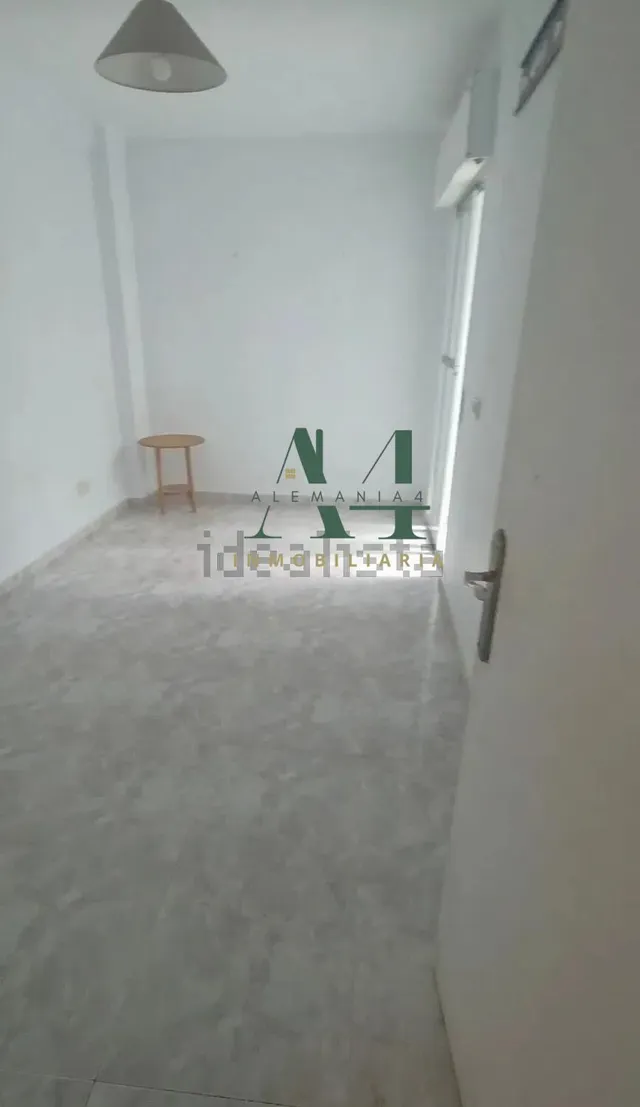 Amplio Piso en el Corazón de Cáceres por €185,900 — 15