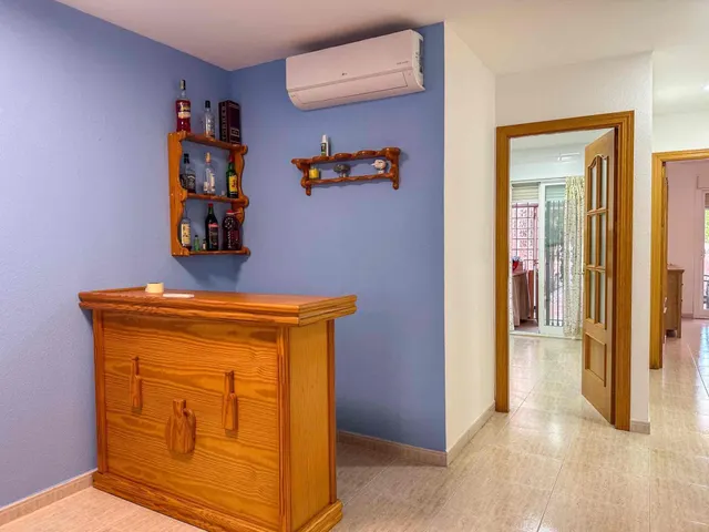 ALQUILER EN VENTA LANUZA · EL CAMPELLO — 18