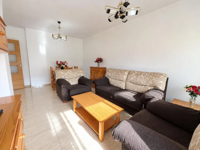 Piso muy luminoso en venta en zona Alcampo - foto 5