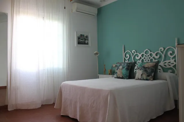 CHALET CON ENCANTO EN TERRENO RUSTICO — 14