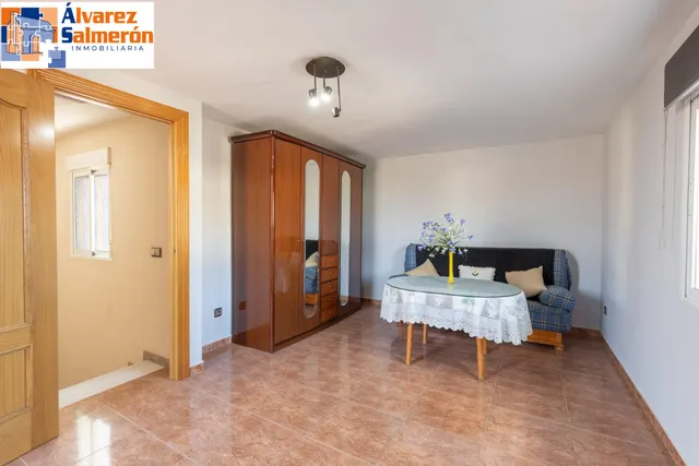 Casa independiente a 5 minutos de Granada en buen estado para entrar a vivir — 42