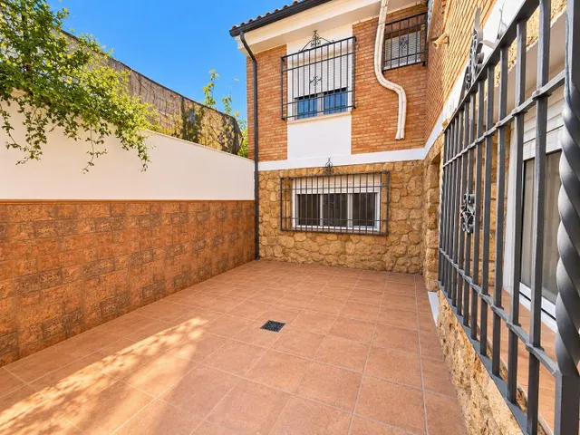 Chalet en alquiler en el brillante – Córdoba — 35