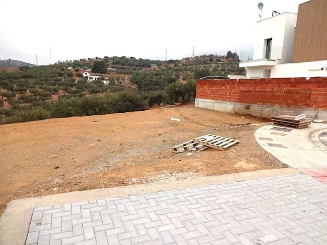 OPORTUNIDAD DE PARCELA EN LA URBANIZACIÓN NUEVA MONTELUZ, en Peligros, Granada — 10