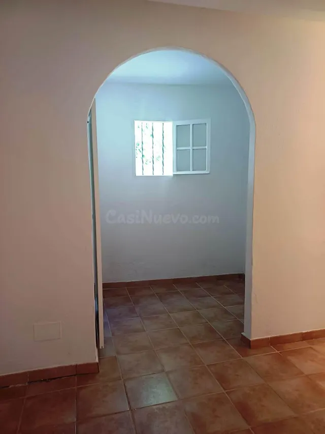 CASA CON TERRAZA SOLÁRIUM EN LA VILETA. — 4