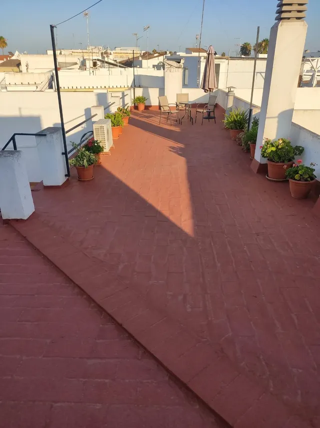 Espectacular vivienda reformada en Lepe – amplitud, elegancia y encanto andaluz — 17