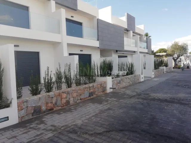 Bungalow Planta Baja 3 habitaciones 82m² en venta - Los balcones — 2