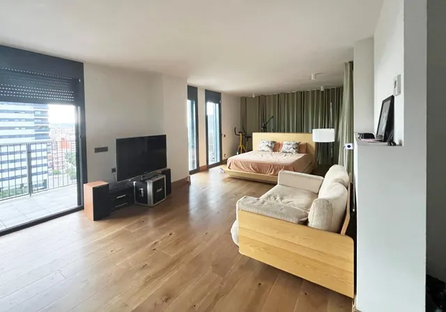 Fantástico piso reformado con vistas — 7