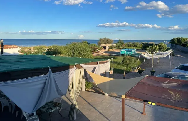 Fantástica casa  en primerísima línea de mar. Un balcón al mar — 34