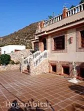 ESPECTACULAR CHALET CON PISCINA, GARAJE  Y 2 TERRAZAS — 9