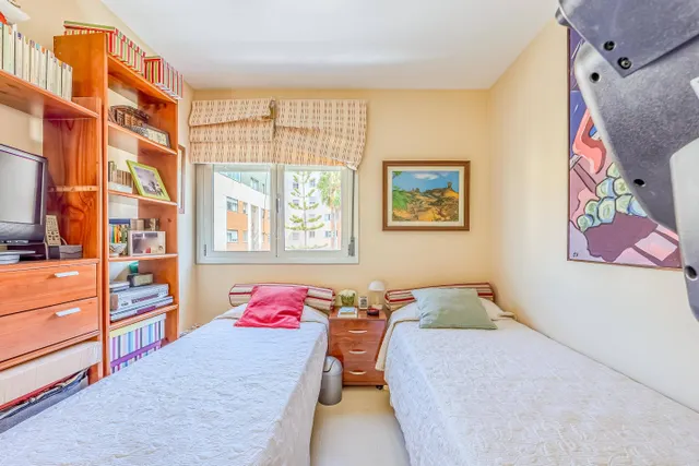 Ático de 3 dormitorios con 2 terrazas y vistas al Parque Juan Pablo II – 7 Palmas — 28