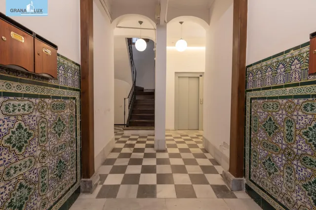 ¡Oportunidad única en el corazón de Granada! — 4