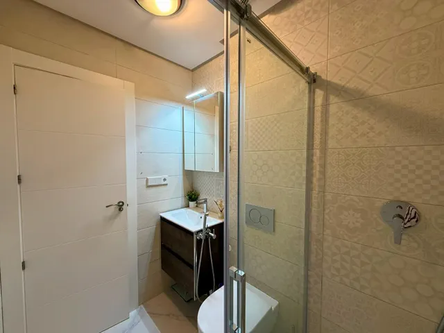 Bungalow en planta baja con 2 terrazas, piscina y parking en Aguas Nuevas — 36