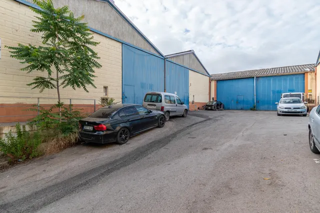 NAVE INDUSTRIAL DE 240M2 EN JUN-GRANADA — 23