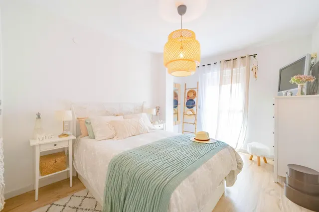 ESPECTACULAR VIVIENDA REFORMADA, TOTALMENTE EXTERIOR, CON BALCÓN Y ASCENSOR A COTA 0 JUNTO A LOS JARDINES DEL TURIA — 12