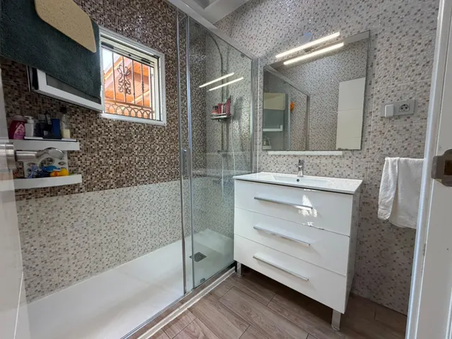 Espectacular vivienda reformada con parcela de 200 m2, terraza y solárium cerca de Playa del Cura — 30